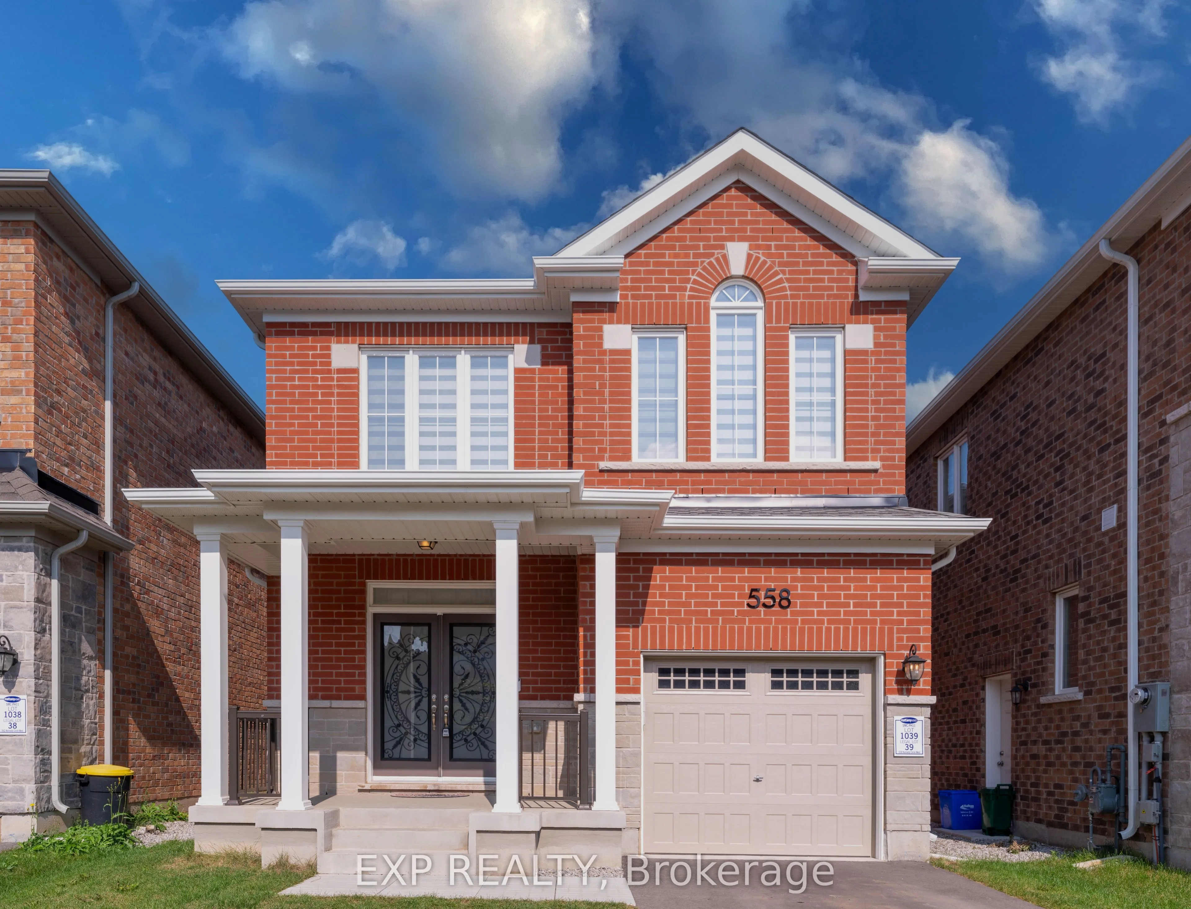 Detached 4 bedroom 3 bathroom at 558 Kennedy Circle in Milton - MLS# W12596266