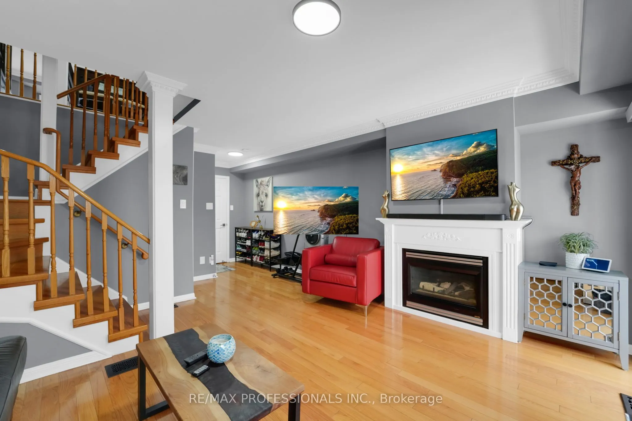 Semi-Detached  living room at 6 Lilac Avenue Toronto