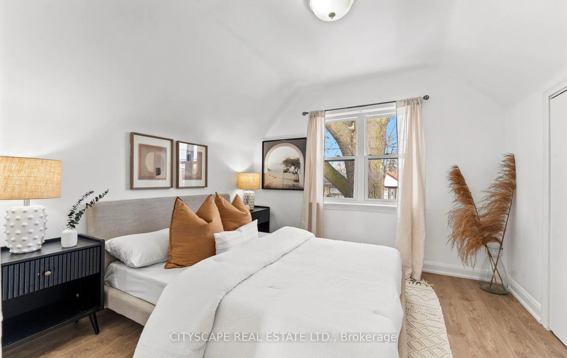 Detached kitchen at 4 Lapp Street Toronto