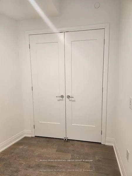 Condo Apartment kitchen at 293 The Kingsway N/A Toronto