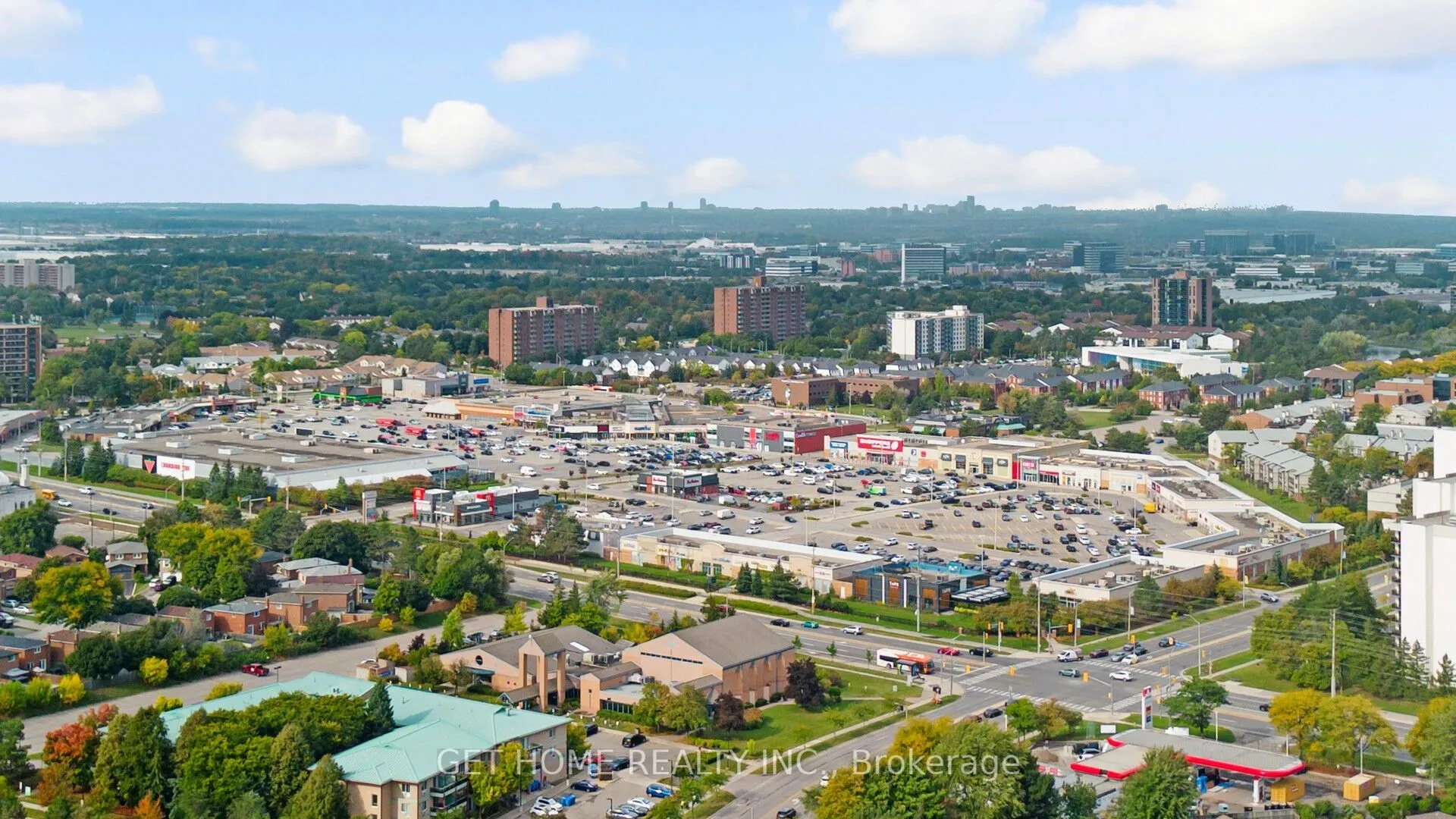 Detached 4 bedroom 2 bathroom at 3162 Cantelon Crescent in Mississauga - MLS# W12602488