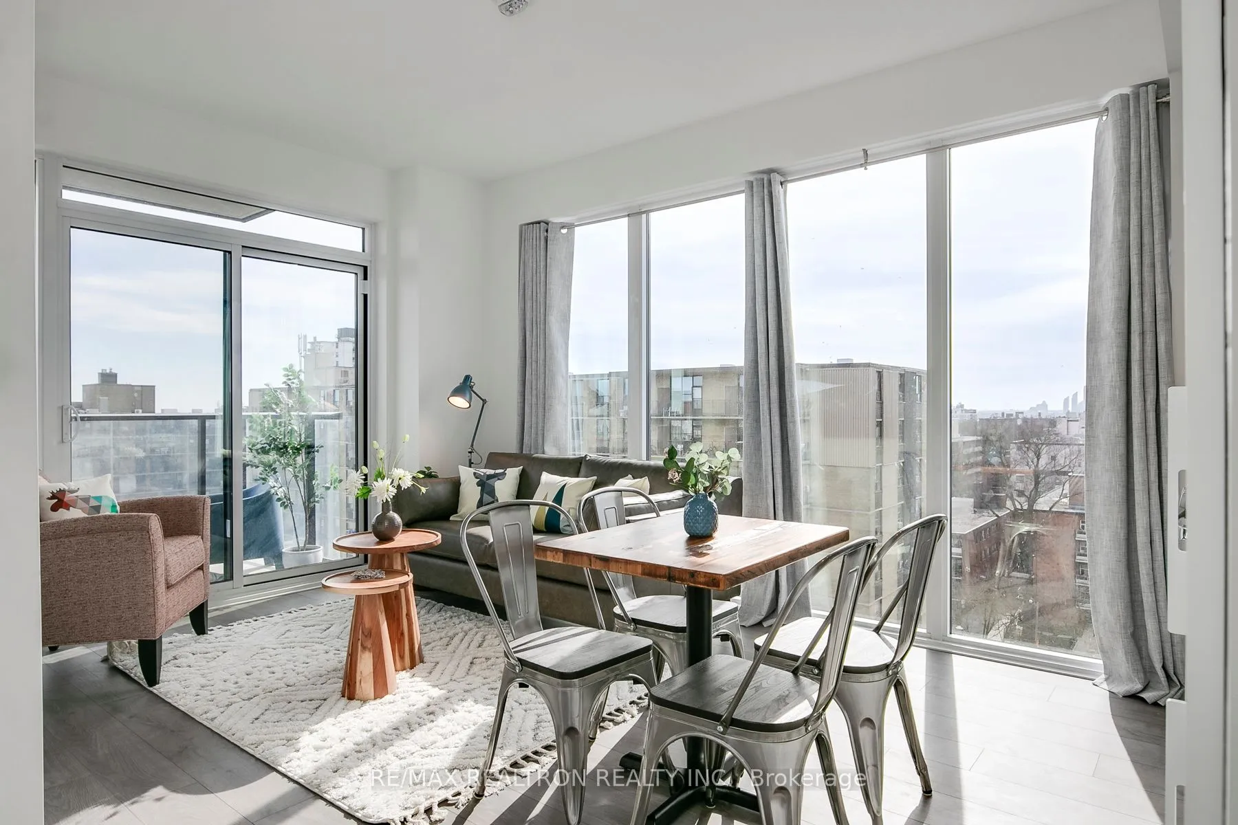 Condo Apartment 2 bedroom 2 bathroom at 270 Dufferin Street in Toronto - MLS# W12606812