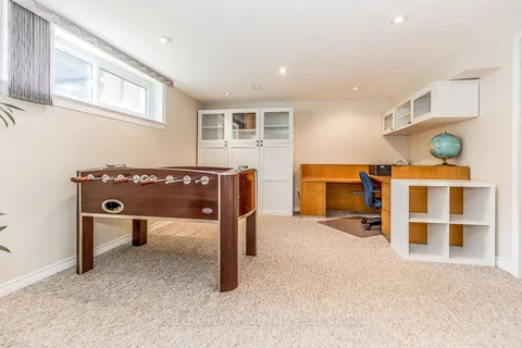 152 Cornwall Heights, Brampton, ON L6W 2J2