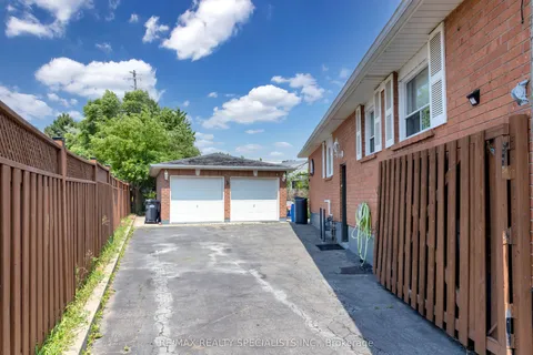 78 Northwood Drive, Brampton, ON L6X 2L2