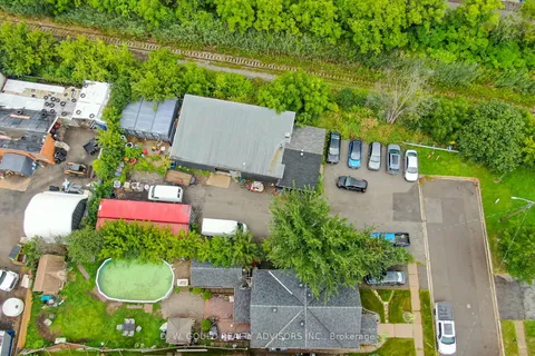 69 David Street, Brampton, ON L6X 1J6