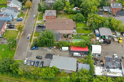 69 David Street, Brampton, ON L6X 1J6