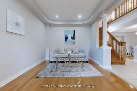 5918 Bassinger Place, ON L5M 6K5