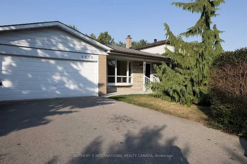 3315 Nadine Crescent, Mississauga, ON L5A 3L4
