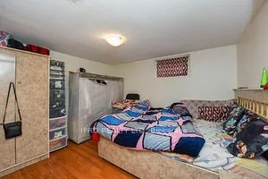 95 Greenbriar Road, ON L6S 2A4