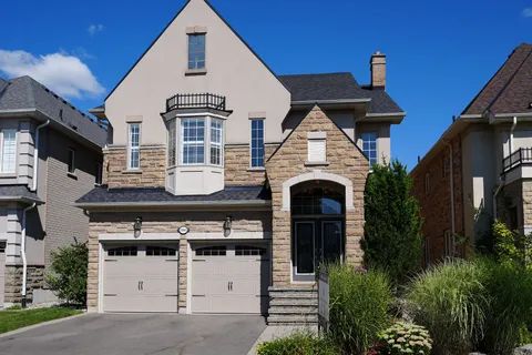 3263 Pringle Pl, Mississauga, ON L5M 7V7