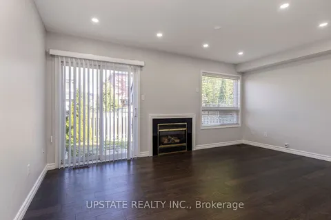 3588 Southwick St, Mississauga, ON L5M 7N8