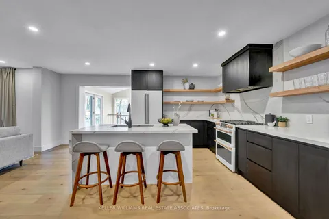 551 Cochise Cres, Mississauga, ON L5H 1Y3