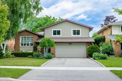 2399 Frayne Crt, Mississauga, ON L5A 3X7