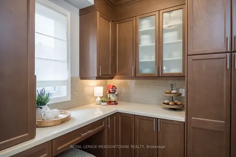 416 Baylis Crt, Milton, ON L9T 0T2