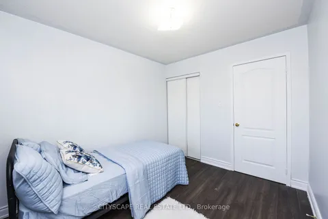 6037 Clover Ridge Cres, Mississauga, ON L5N 7B4