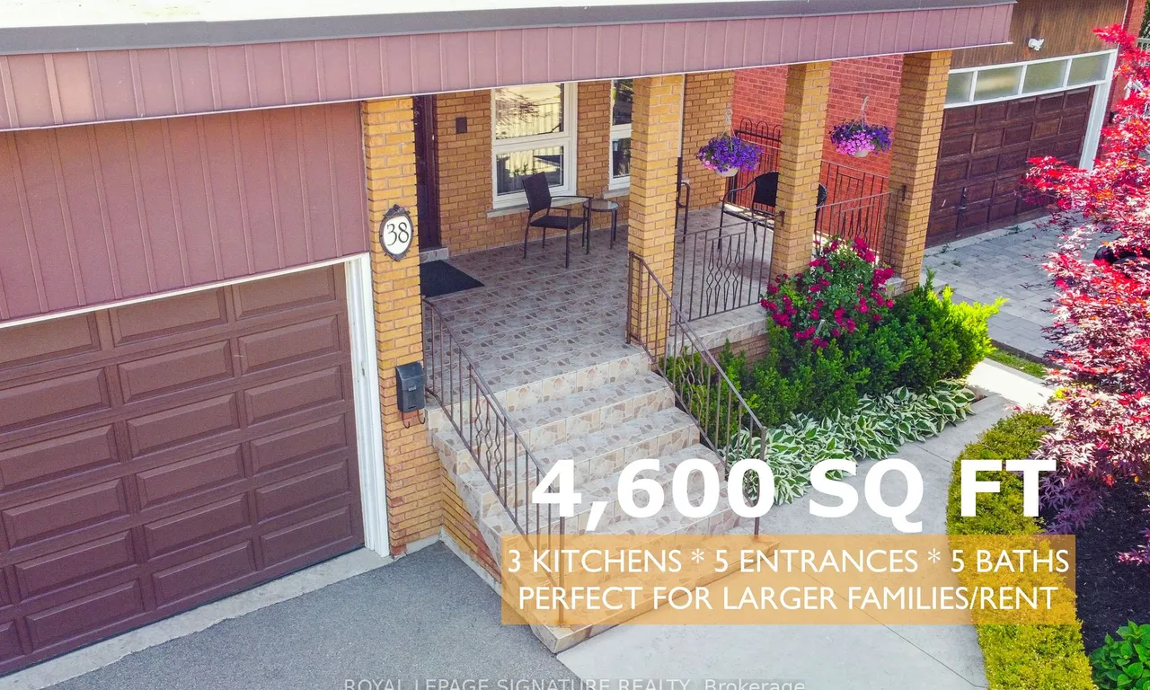 38 Larchmere Ave, Toronto, ON M9L 2N3
