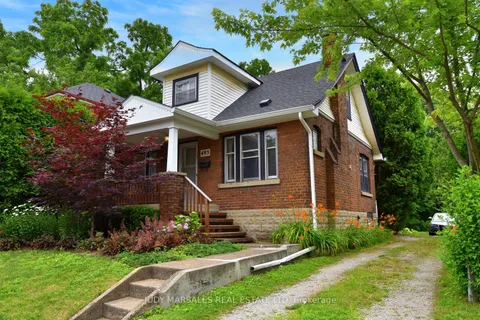 493 Crosby Ave, Burlington, ON L7R 2R6