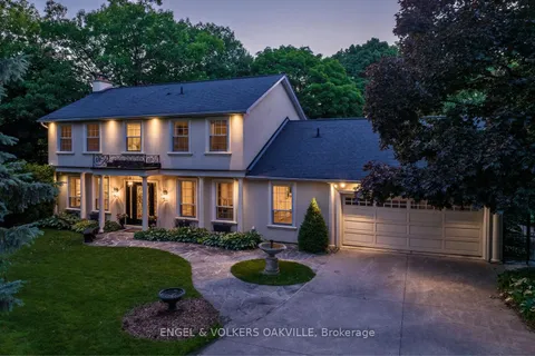 1735 Blythe Rd, Mississauga, ON L5H 2C3