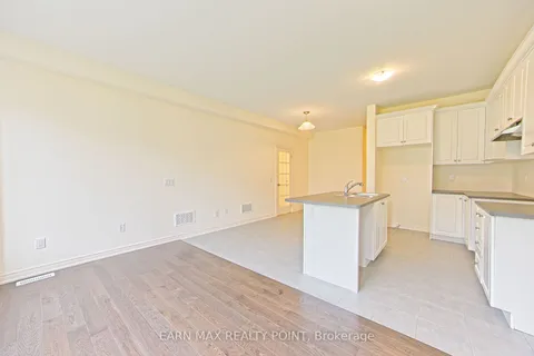 6 Gosset Rd, Brampton, ON L7A 5J9