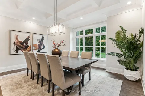 2606 Harvestmoon Lane, Burlington, ON L7P 0N5