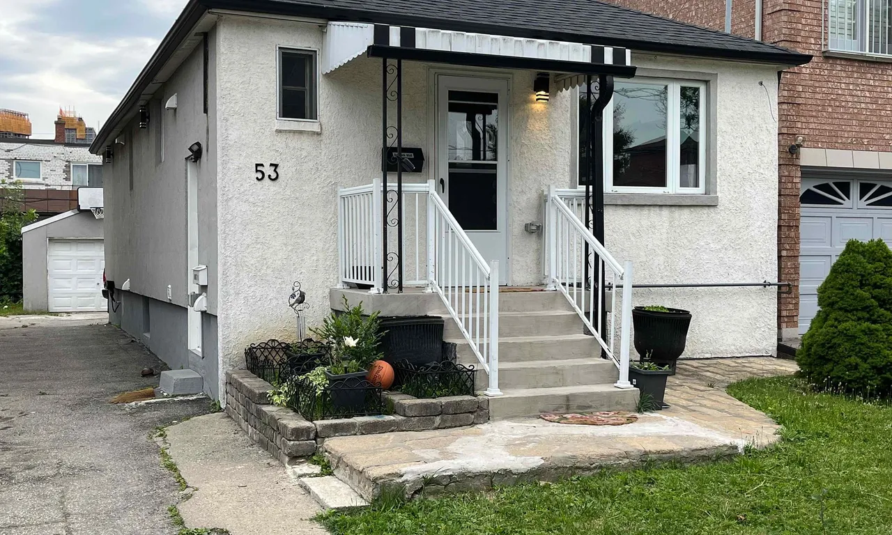53 Regent Rd, Toronto, ON M3K 1G8