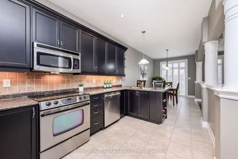 14 James Arnott Cres, Orangeville, ON L9W 0B5