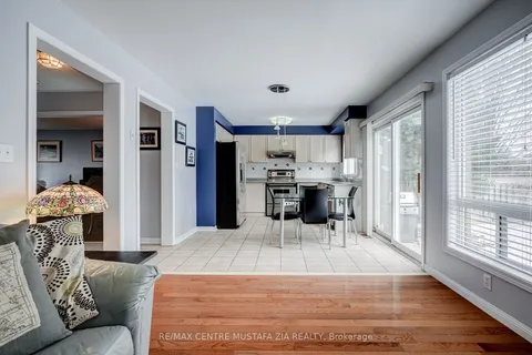 1518 Swann Cres, Milton, ON L9T 5K2
