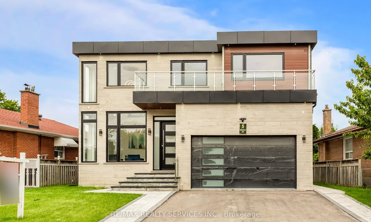 5 Baskerville Cres, Toronto, ON M9C 1T6