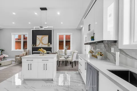 5 Baskerville Cres, Toronto, ON M9C 1T6