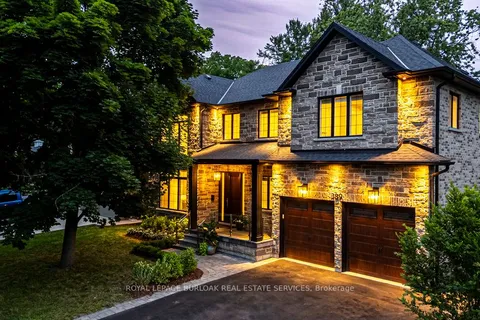 389 Belvenia Rd, Burlington, ON L7L 2G7