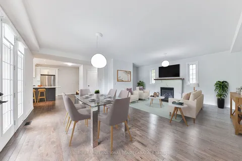 48 Rebecca St, Oakville, ON L6K 1J1