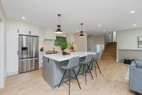 9793 8th Line, Halton Hills, ON L7G 4S5