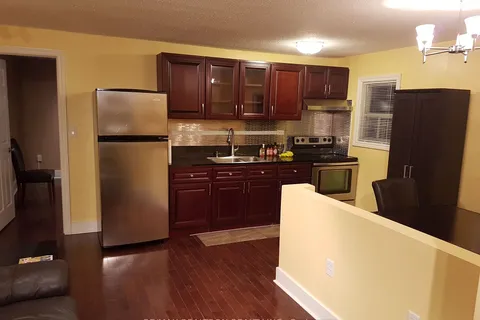 1619 Weston Rd, Toronto, ON M9N 1T8