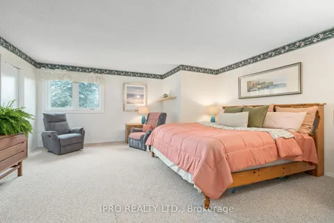 7210 Hwy 7, Halton Hills, ON L7J 2L9