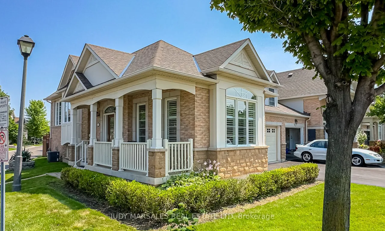 4400 Millcroft Park Dr, Burlington, ON L7M 5B5