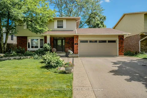 329 Silvana Cres, Burlington, ON L7L 2W3
