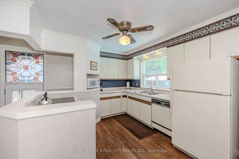 153 Anne Blvd, Milton, ON L9T 1A1