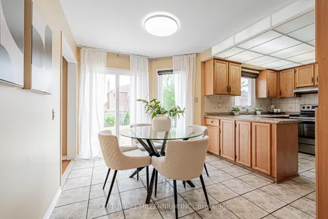 16 Brownridge Crt, Brampton, ON L6W 4L5