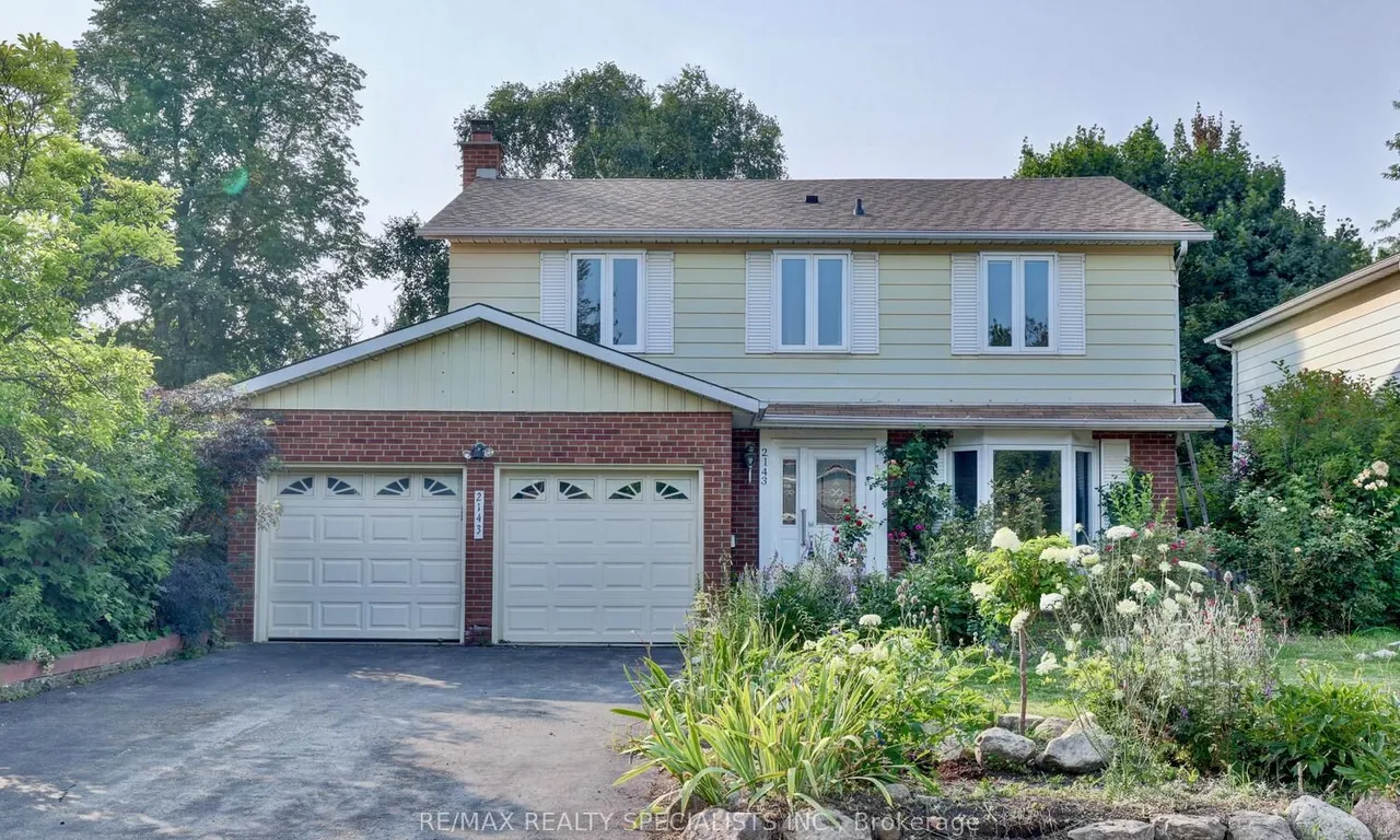 2143 Perran Dr, Mississauga, ON L5K 1L9