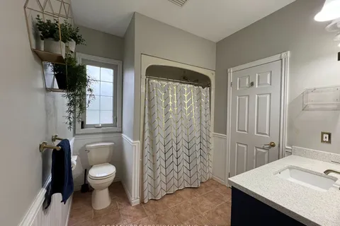 12 Deer Run Cres, Halton Hills, ON L7J 2L7