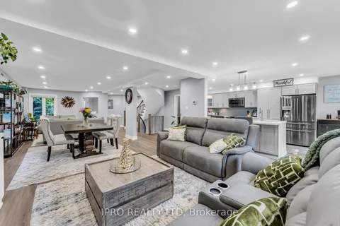 221 Lisa Marie Dr, Orangeville, ON L9W 4P6