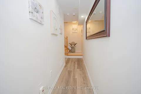 4 Francesco St, Brampton, ON L7A 4N7