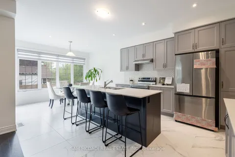 58 Workgreen Park Way, Brampton, ON L6Y 6J7