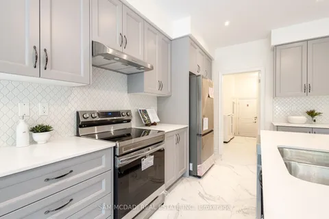 58 Workgreen Park Way, Brampton, ON L6Y 6J7