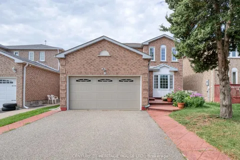 7 Duggan Dr, Brampton, ON L6Y 4K8
