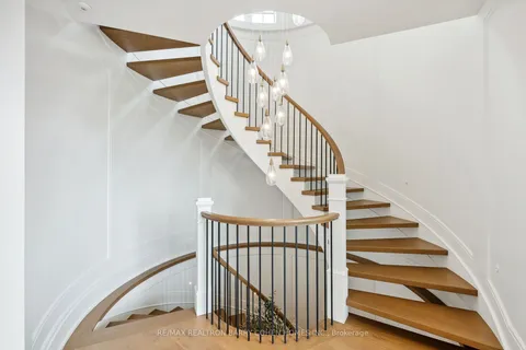 15466 The Gore Rd, Caledon, ON L7C 3E5