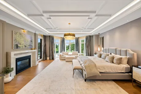 15466 The Gore Rd, Caledon, ON L7C 3E5