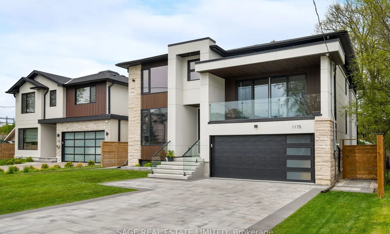 1175 Ogden Ave, Mississauga, ON L5E 2G8