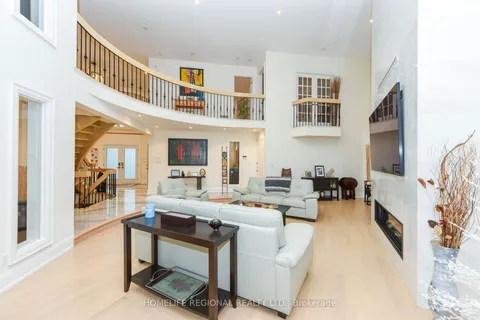 4009 River Mill Way, Mississauga, ON L4W 4C1