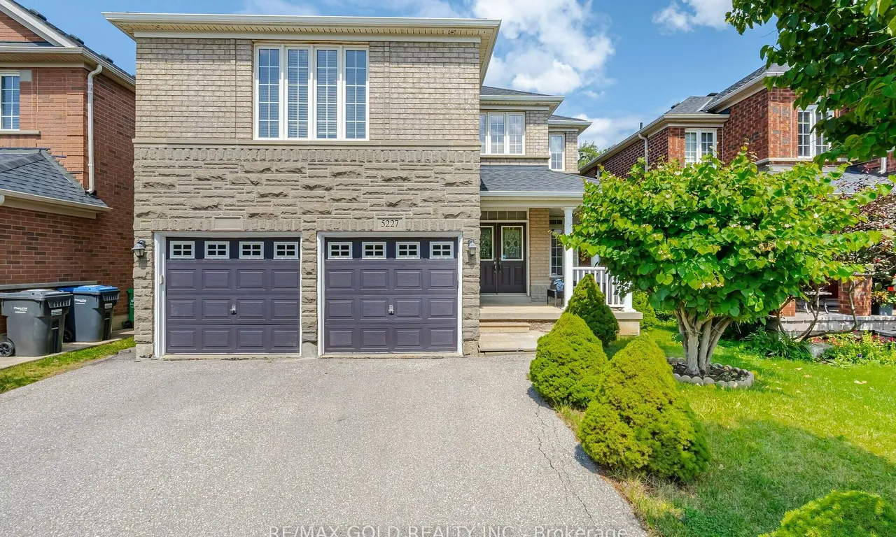 5227 Misty Pine Cres, Mississauga, ON L5M 8C1